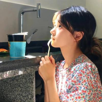 步入黑暗
